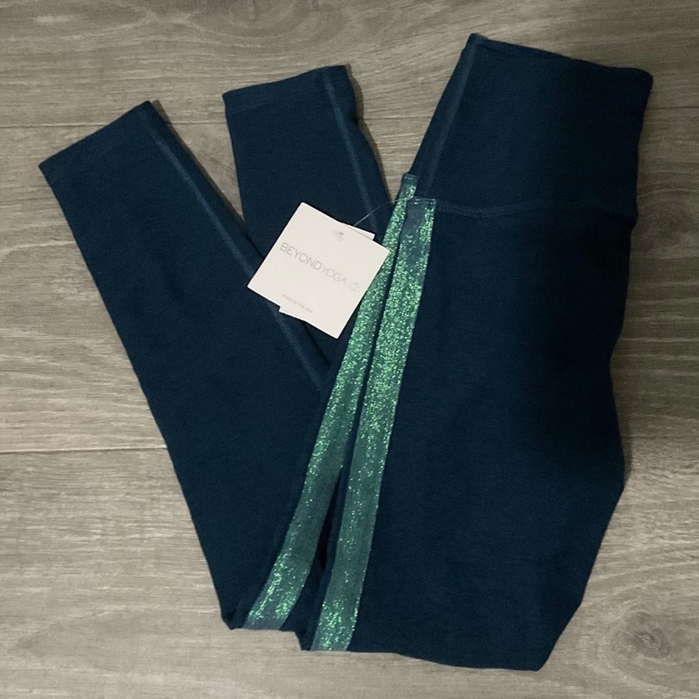 Beyond Yoga Spacedye Shine On High Waisted Midi Legging in Blue Gem Heather M